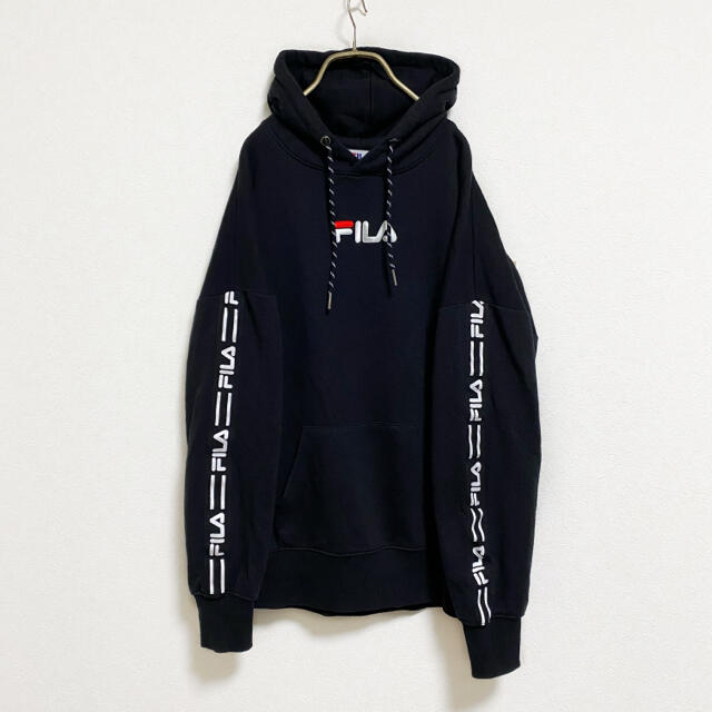 FILA(フィラ)の【90s】FILA 刺繍 ロゴ サイドライン パーカー メンズ M 黒 古着 メンズのトップス(パーカー)の商品写真