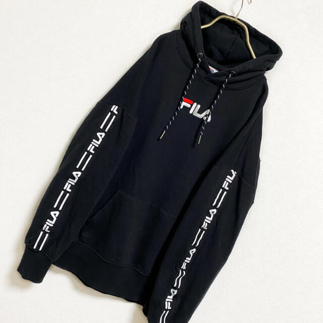 FILA(フィラ)の【90s】FILA 刺繍 ロゴ サイドライン パーカー メンズ M 黒 古着 メンズのトップス(パーカー)の商品写真