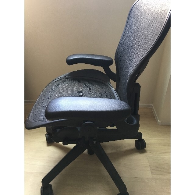 Herman Miller(ハーマンミラー)の新入荷 美品 Herman Miller ハーマンミラー アーロンチェア   A インテリア/住まい/日用品の椅子/チェア(デスクチェア)の商品写真