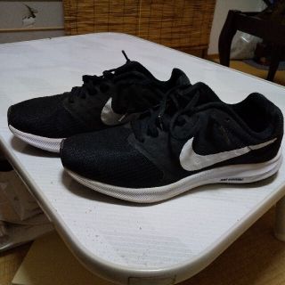 ナイキ(NIKE)のナイキスニーカー　22,5センチ(スニーカー)