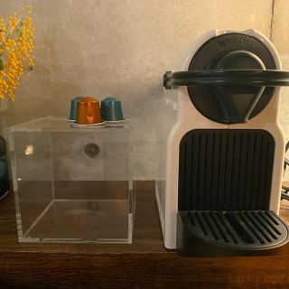 Nespresso イニッシアホワイト　中古(エスプレッソマシン)