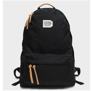 アネロ(anello)のFREDRIK PACKERS バックパック 500D DAYPACK ブラック(リュック/バックパック)