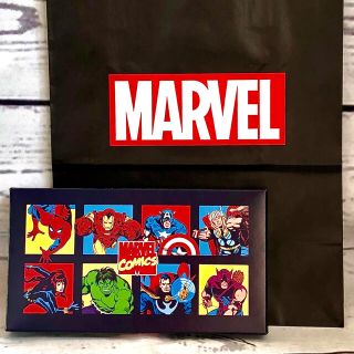 マーベル(MARVEL)の限定品！専用紙袋付き　マーベル　アベンジャーズ/ ショコラBOX L(菓子/デザート)