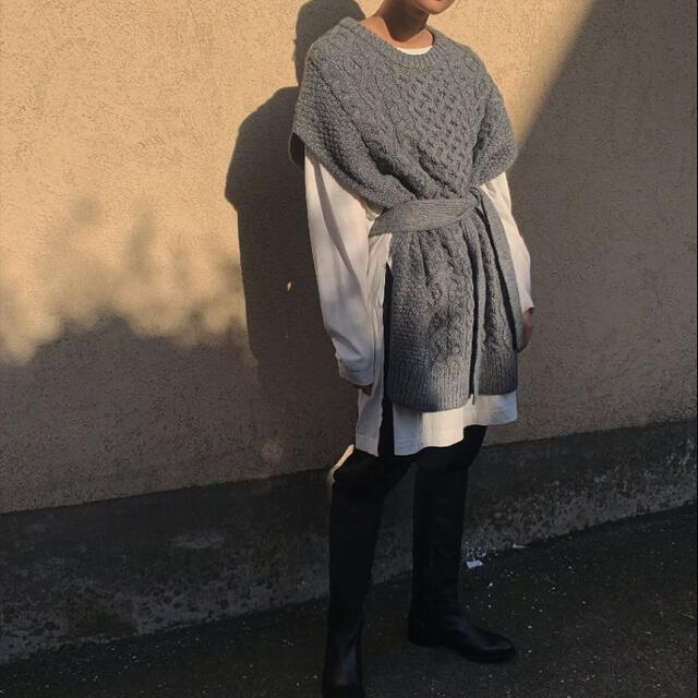 black by moussy 完売品 ニットベスト | フリマアプリ ラクマ