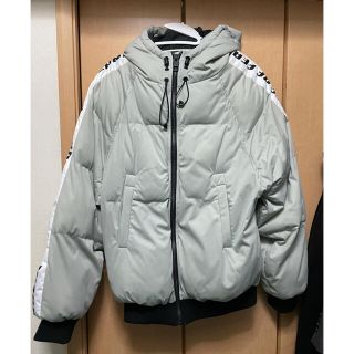 ZARA(ダウンジャケット ・ グレー/灰色系)のフリマアイテム一覧 ZARA(ダウンジャケット ・ グレー/灰色系)のフリマアイテム一覧