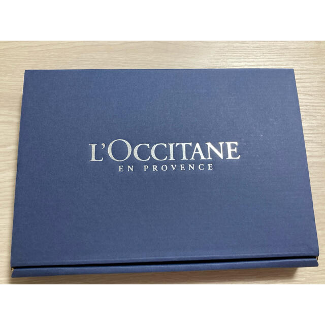 L'OCCITANE(ロクシタン)のとと様専用★ ロクシタン シアバターソープ　100g×6個　新品未使用 コスメ/美容のボディケア(ボディソープ/石鹸)の商品写真