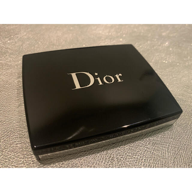 Dior(ディオール)のDior サンククルールクチュール 549 コスメ/美容のベースメイク/化粧品(アイシャドウ)の商品写真