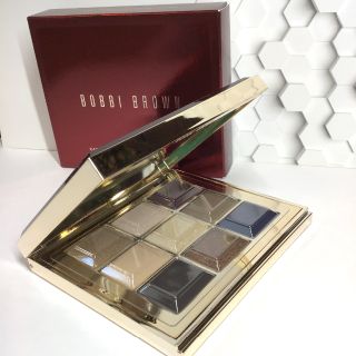 ボビイブラウン(BOBBI BROWN)のボビイ ブラウン キャビア＆ ルビーアイシャドウパレット（新品・未使用）(アイシャドウ)