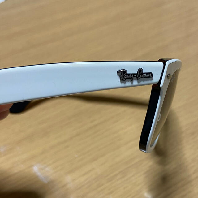 Ray-Ban WAYFARER White