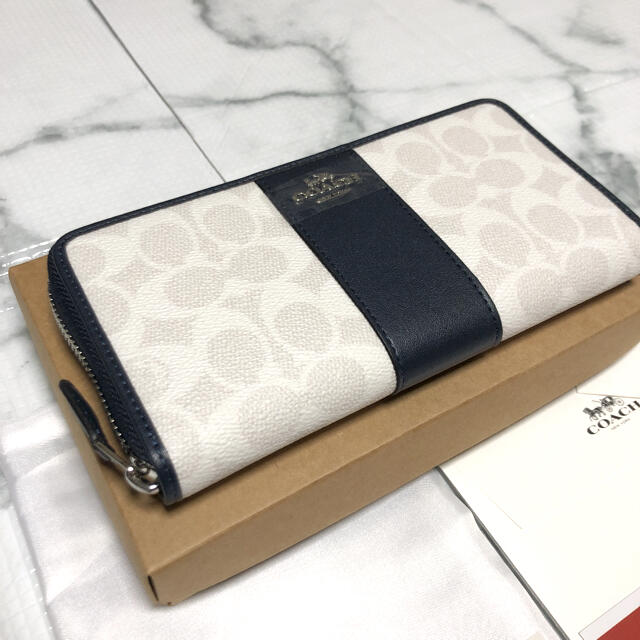 COACH(コーチ)の【新品】希少　COACH コーチ　長財布　男女兼用 メンズのファッション小物(長財布)の商品写真