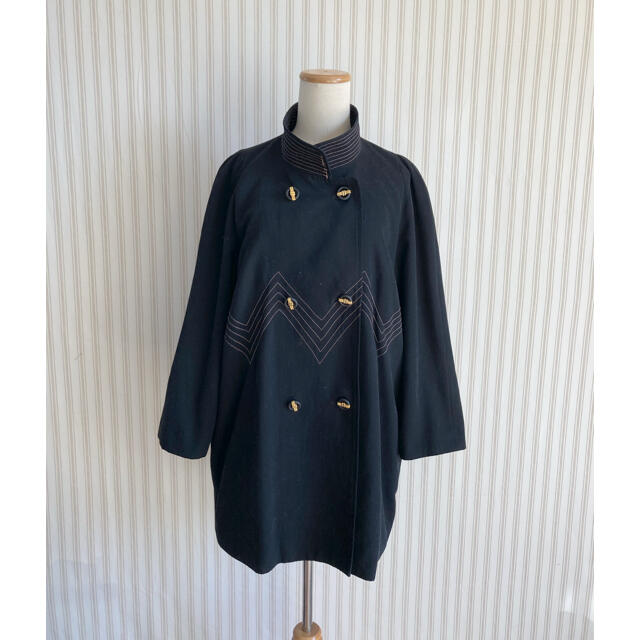 Grimoire(グリモワール)の古着  デザイン　コート レトロ vintage used  ヴィンテージ レディースのジャケット/アウター(スプリングコート)の商品写真