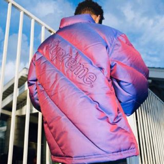 Supreme - Supreme Iridescent Puffy Jacket の通販|ラクマ