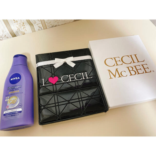 CECIL McBEE(セシルマクビー)の新品/ CECIL McBEE ミラー(箱入り) レディースのファッション小物(ミラー)の商品写真