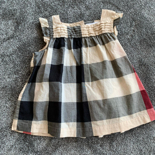 BURBERRY(バーバリー)のムサシクンさま専用 キッズ/ベビー/マタニティのベビー服(~85cm)(シャツ/カットソー)の商品写真