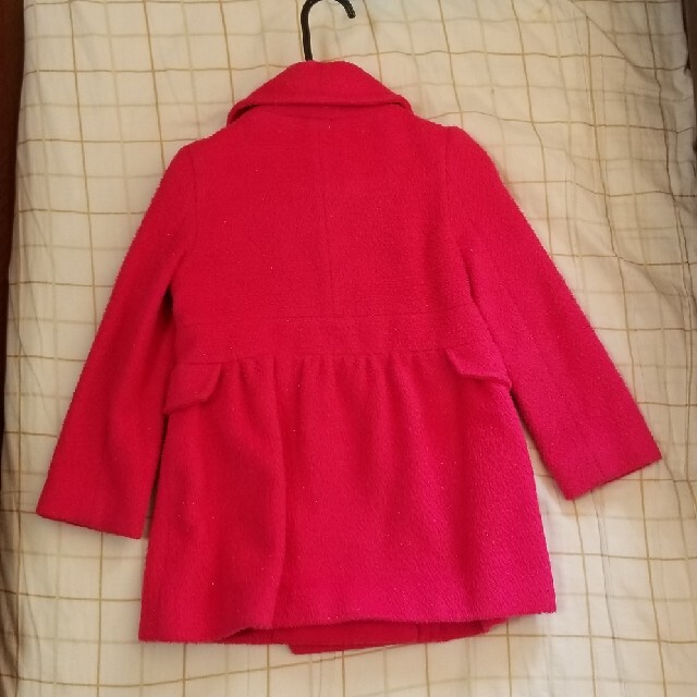 GAP Kids(ギャップキッズ)のGAPキッズ　110 ピンク　コート キッズ/ベビー/マタニティのキッズ服女の子用(90cm~)(コート)の商品写真