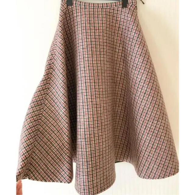 N°21(ヌメロヴェントゥーノ)の最終値下げ‼️ヌメロヴェンドゥーノ　スカート レディースのスカート(ひざ丈スカート)の商品写真
