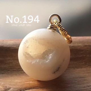 194 天然石　笑口瑪瑙　トレジャーメノウ　瑪瑙　大玉　ネックレス　チャーム(ネックレス)