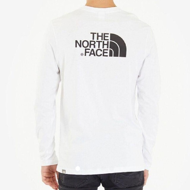 THE NORTH FACE(ザノースフェイス)のノースフェイス バックロゴ ロンT 白 Ｌ(日本メンズXＬ相当) メンズのトップス(Tシャツ/カットソー(七分/長袖))の商品写真