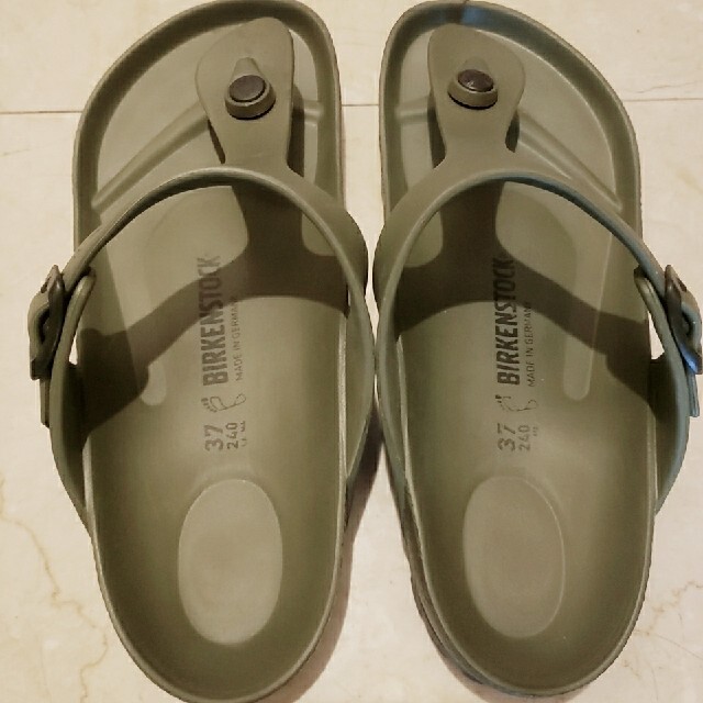 BIRKENSTOCK(ビルケンシュトック)の【再値下げしました】BIRKENSTOCK レディースの靴/シューズ(サンダル)の商品写真