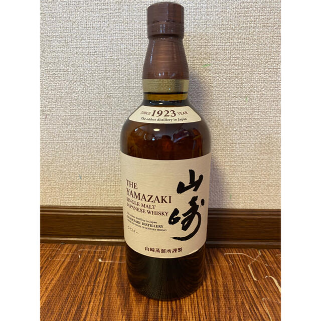 サントリー(サントリー)のサントリー山崎　ノンヴィンテージ　未開封　700ml 食品/飲料/酒の酒(ウイスキー)の商品写真