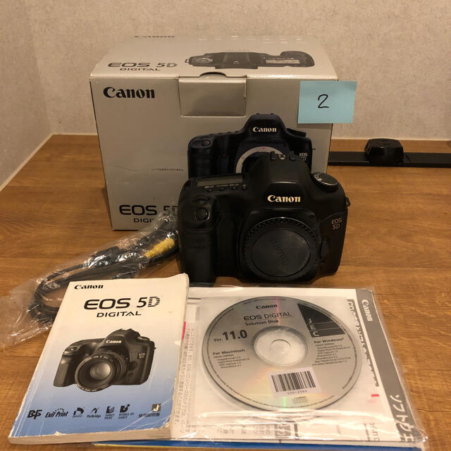 Canon(キヤノン)の【中古】初代Canon EOS 5D 管理② 状態：C(やや難あり) スマホ/家電/カメラのカメラ(デジタル一眼)の商品写真