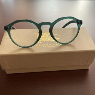 バーバリー(BURBERRY)の★極美品　BURBERRY  BE4280F  イタリア製サングラス★(サングラス/メガネ)