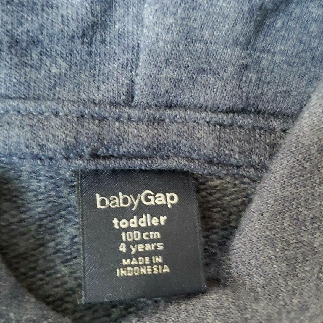 babyGAP(ベビーギャップ)のGAP KIDS  パーカー 100 男の子 キッズ/ベビー/マタニティのキッズ服男の子用(90cm~)(ジャケット/上着)の商品写真