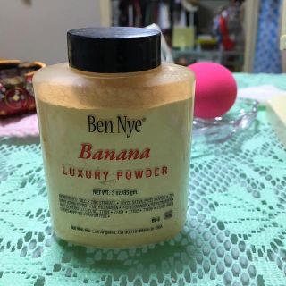 Ben Nye Bananapowder(フェイスパウダー)