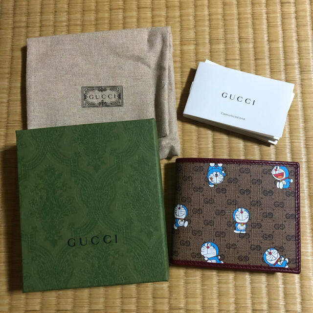 楽天 Gucci GUCCI(グッチ)ドラえもんコラボ 折りたたみ財布 - 財布