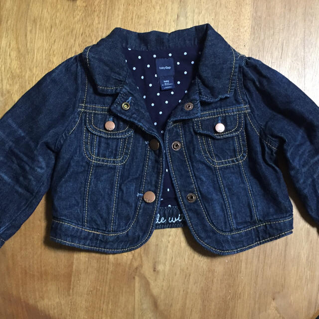 babyGAP(ベビーギャップ)のbaby GAP Gジャン 80cm キッズ/ベビー/マタニティのベビー服(~85cm)(ジャケット/コート)の商品写真