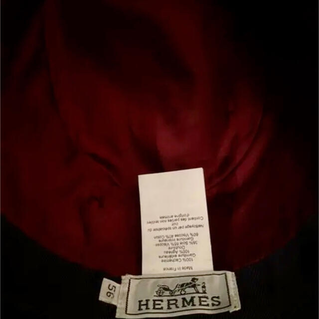 Hermes(エルメス)のHermes エルメス黒カシミヤレディースハット　エレガントでカッコいい帽子 レディースの帽子(ハット)の商品写真