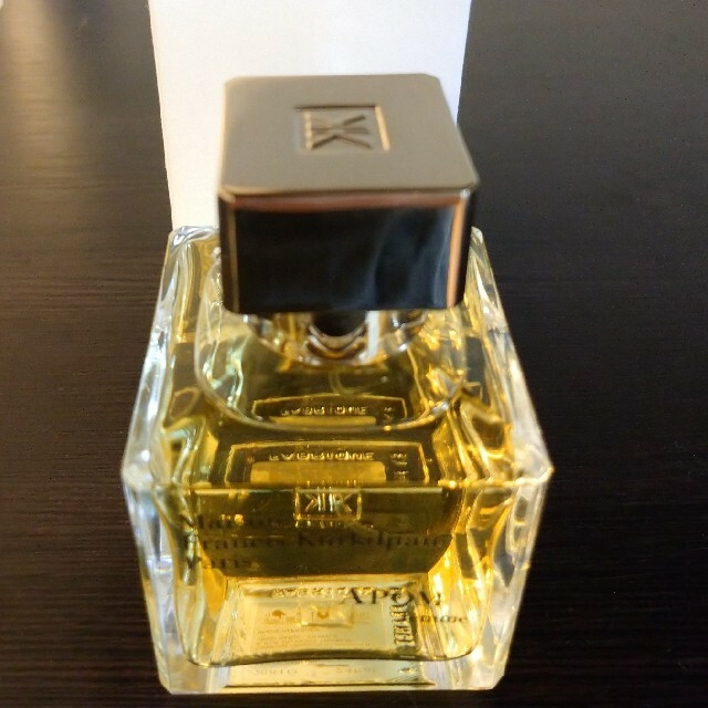 Maison Francis Kurkdjian(メゾンフランシスクルジャン)のメゾンフランシスクルジャン APOMプールファム EDP70ml コスメ/美容の香水(香水(女性用))の商品写真