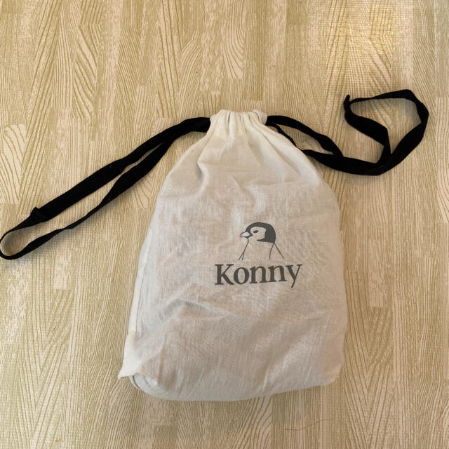 コニー　konny 抱っこ紐　スリング キッズ/ベビー/マタニティの外出/移動用品(抱っこひも/おんぶひも)の商品写真