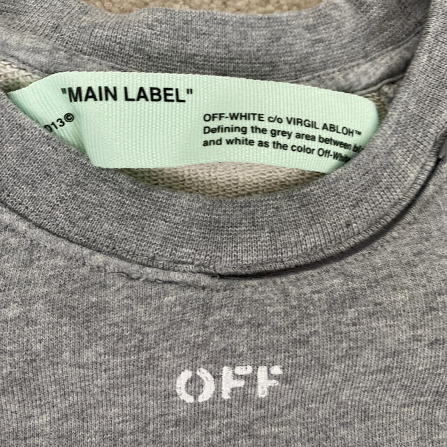 OFF-WHITE(オフホワイト)のオフホワイト　トレーナー レディースのトップス(トレーナー/スウェット)の商品写真