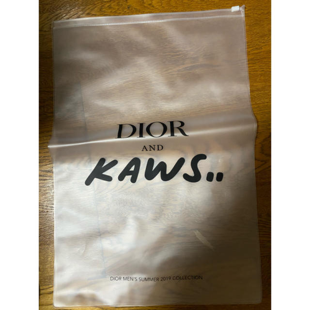 DIOR HOMME(ディオールオム)のDIOR×KAWSカットソー メンズのトップス(Tシャツ/カットソー(半袖/袖なし))の商品写真