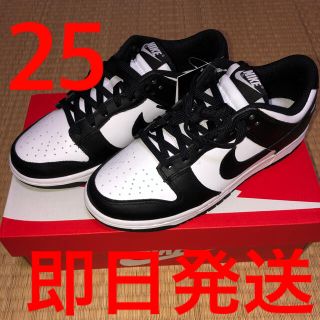 NIKE WMNS DUNK LOW RETRO WHITE/BLACK(スニーカー)