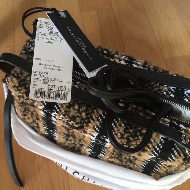 TOMORROWLAND(トゥモローランド)のジャンニキャリーニ  新品  Mサイズ レディースのバッグ(ショルダーバッグ)の商品写真