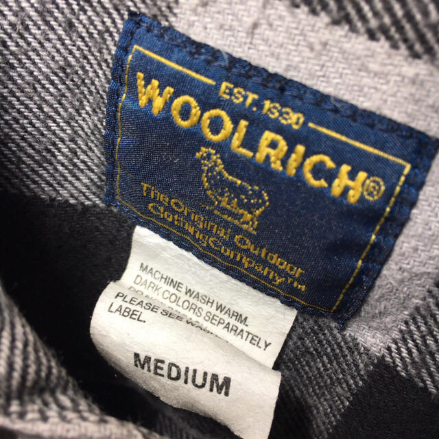 WOOLRICH(ウールリッチ)のウールリッチ wool rich シャツ ネルシャツ M グレー 黒 古着 メンズのトップス(シャツ)の商品写真