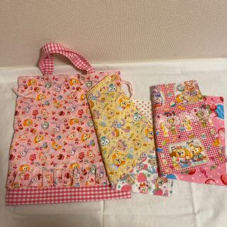 ディズニー(Disney)の専用☆ダッフィーフレンズ ＊ランチョンマット＊ランチクロス＊ダッフィー(外出用品)