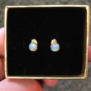 エテ(ete)のete ピアス オパール(ピアス)