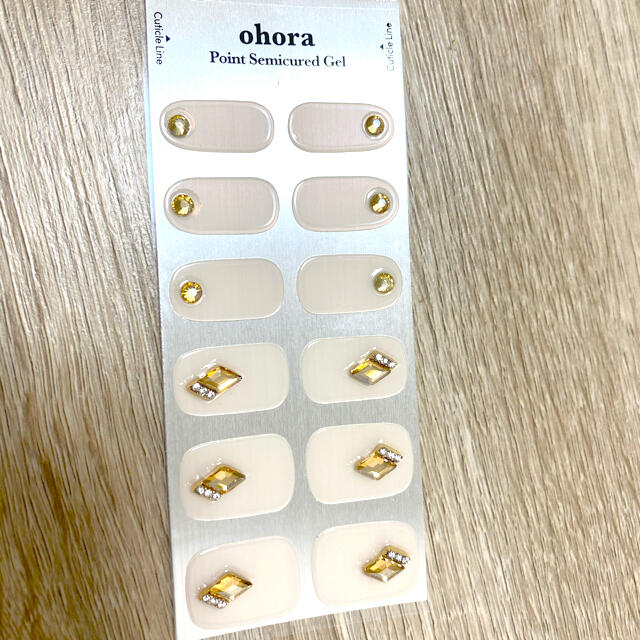 【新品】ohora ジェルネイルシール コスメ/美容のネイル(つけ爪/ネイルチップ)の商品写真