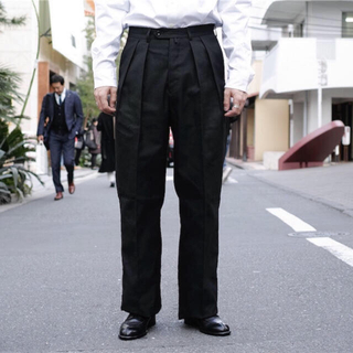 コモリ(COMOLI)のNEAT Giza Moleskin / WIDE(スラックス)