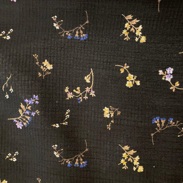 w closet(ダブルクローゼット)のwcloset 花柄ワンピース レディースのワンピース(ロングワンピース/マキシワンピース)の商品写真