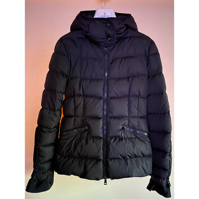 美品　モンクレール  ベチュラ　MONCLER BETULAジャケット/アウター