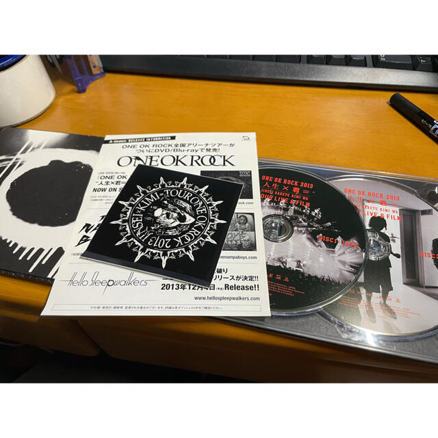 ONE OK ROCK(ワンオクロック)の【Blu-ray】ONE OK ROCK 2013 人生×君= TOUR エンタメ/ホビーのDVD/ブルーレイ(ミュージック)の商品写真
