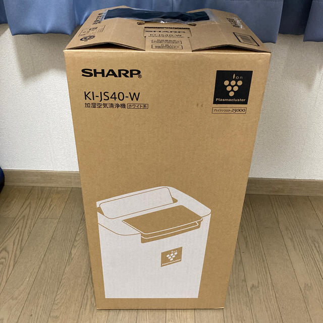 SHARP(シャープ)のSHARP KI-JS40-W 空気清浄機 スマホ/家電/カメラの生活家電(空気清浄器)の商品写真