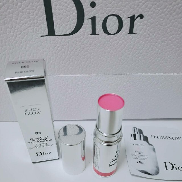 Christian Dior(クリスチャンディオール)の(ほぼ新品) ディオール♡ 限定 スティックグロウ 865 ピンクグロウ  コスメ/美容のベースメイク/化粧品(チーク)の商品写真