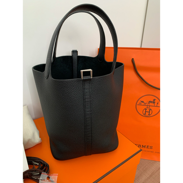 Hermes(エルメス)のHERMES エルメス　ピコタンロック　MM 22 ノワール レディースのバッグ(ハンドバッグ)の商品写真