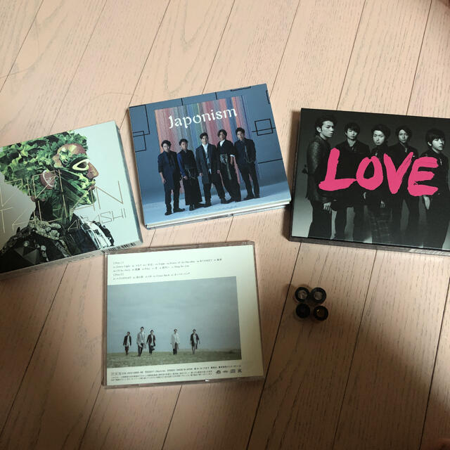 嵐(アラシ)の嵐 アルバム LOVE&Japonism&THE DIGITALIAN おまけ付 エンタメ/ホビーのCD(ポップス/ロック(邦楽))の商品写真