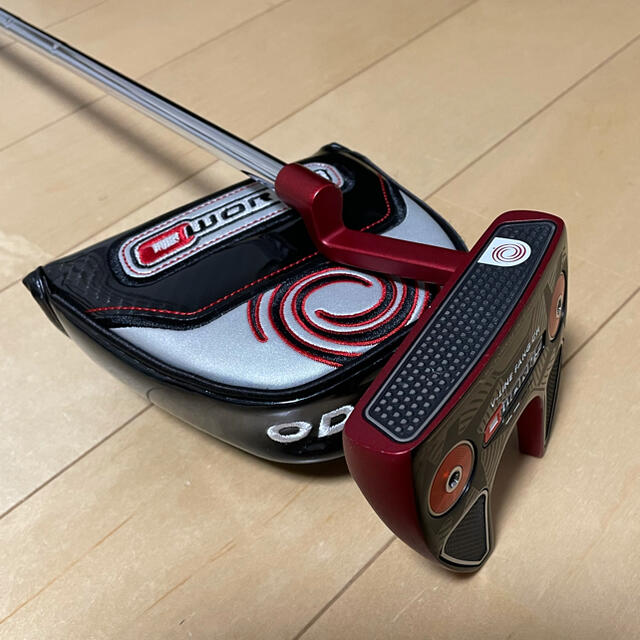 Callaway(キャロウェイ)のOdyssey o-works red V-LINE FANG CH スポーツ/アウトドアのゴルフ(クラブ)の商品写真